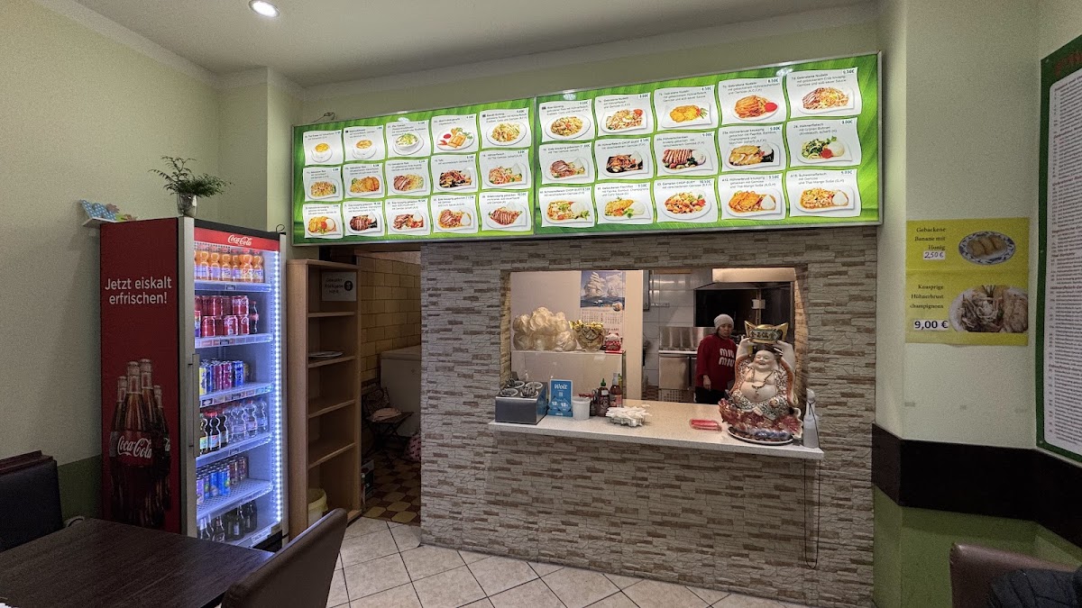 Flinke Pfanne (Hasselbachplatz) - Magdeburg Photos 2